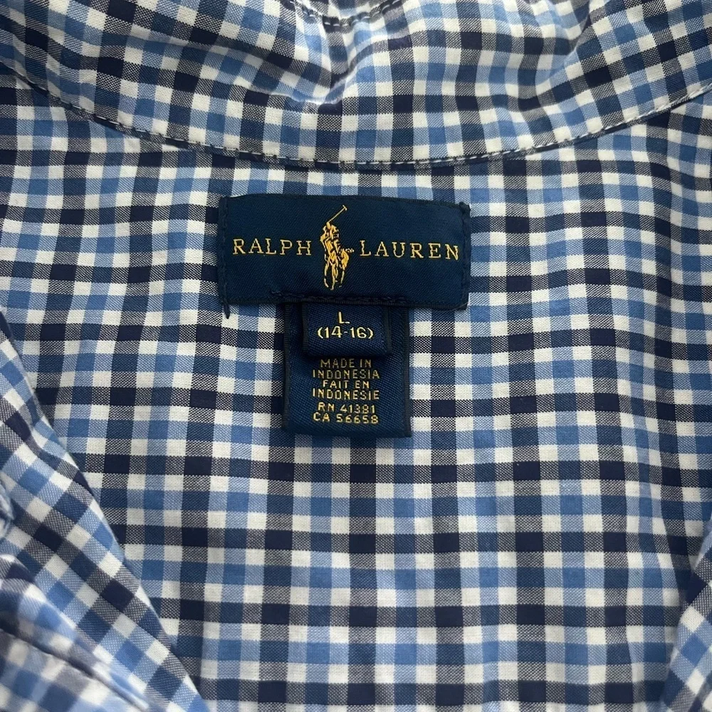 Boys 100% cotton Ralph Lauren button down shirt- size L